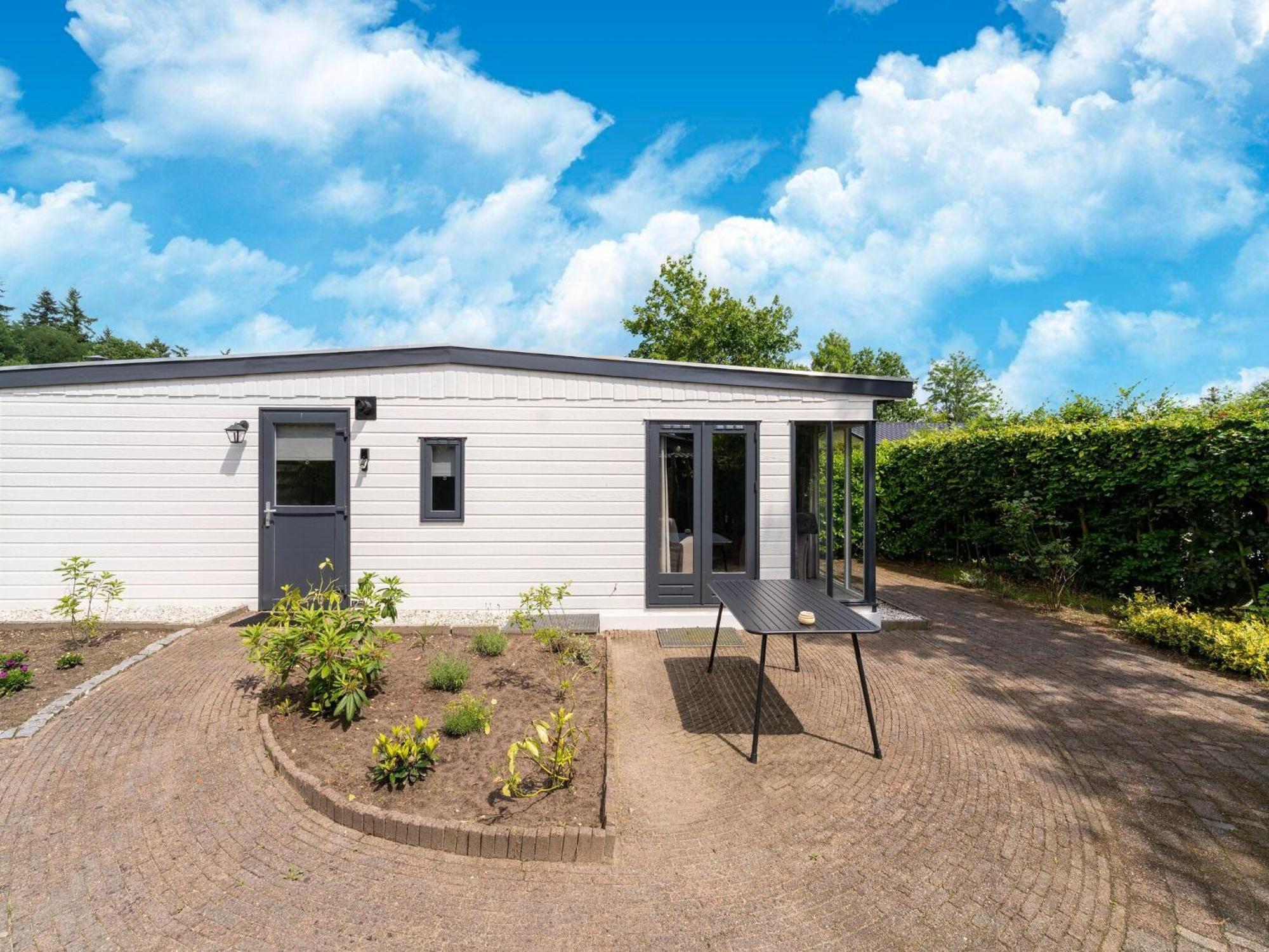 Cozy Chalet In Stegeren With A Terrace Zewnętrze zdjęcie