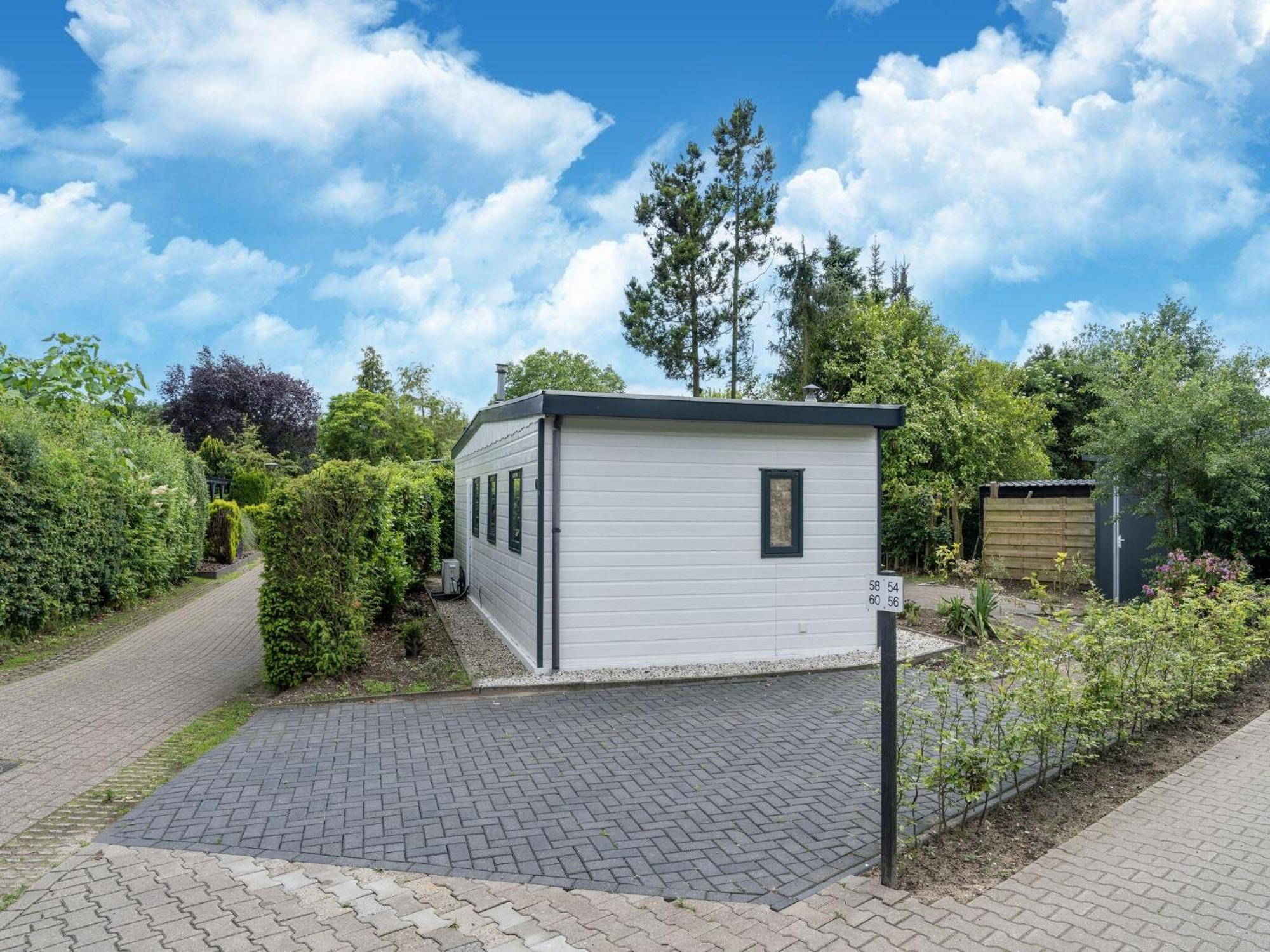 Cozy Chalet In Stegeren With A Terrace Zewnętrze zdjęcie
